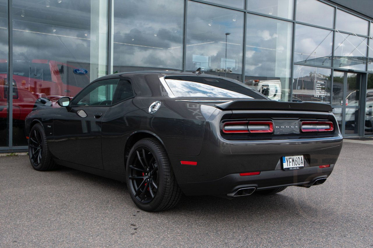 Dodge Challenger R