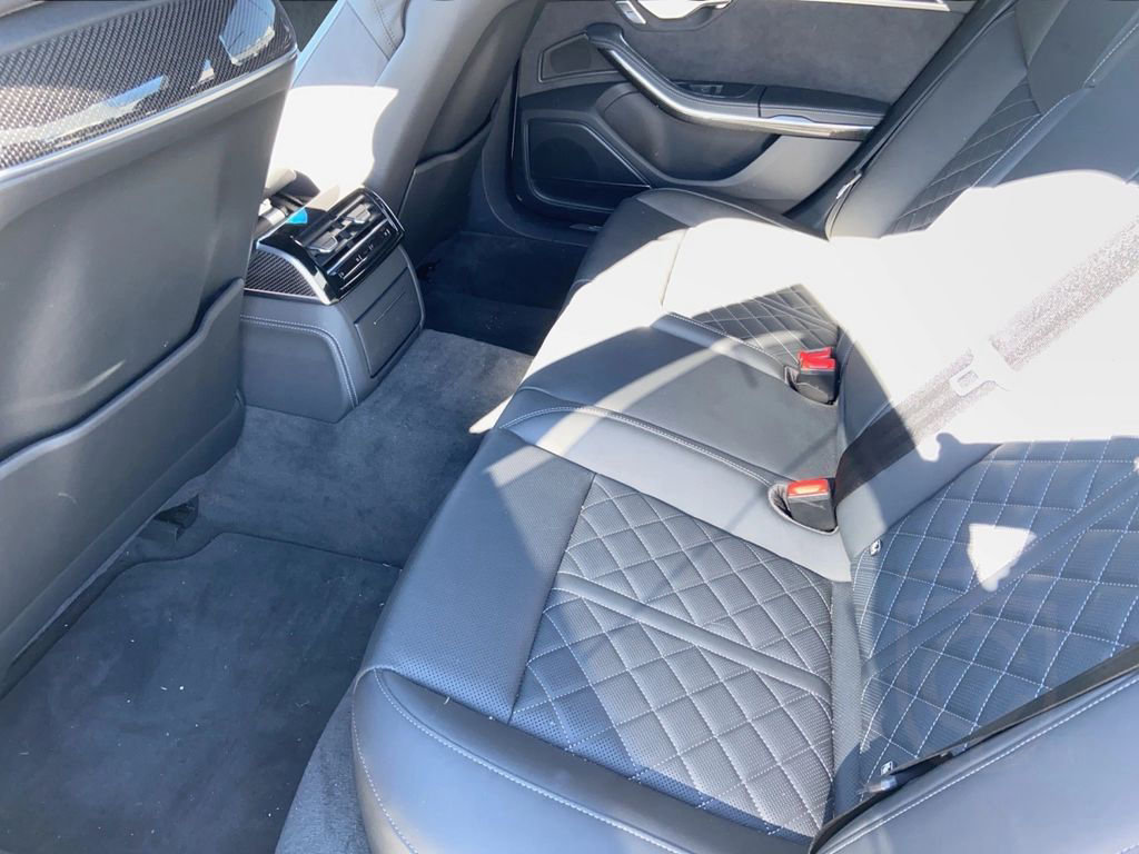 Audi S8 TFSI tiptr. Matrix HUD N-Sicht PANO Stdhzg.