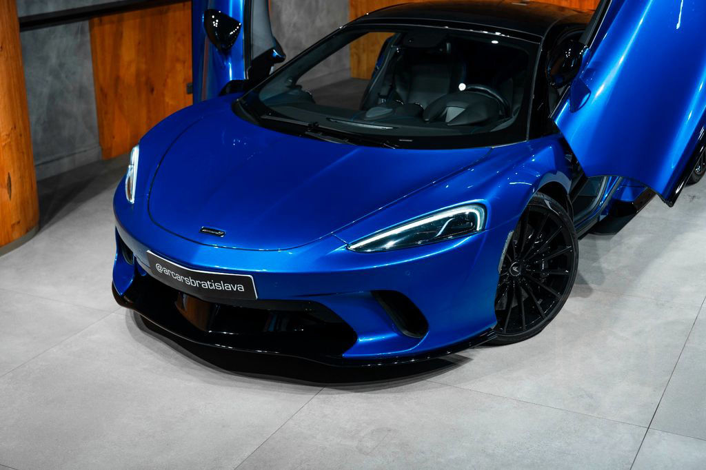McLaren GT | WARRANTY | B&W | CARBON | LIFT | SERVICE 25