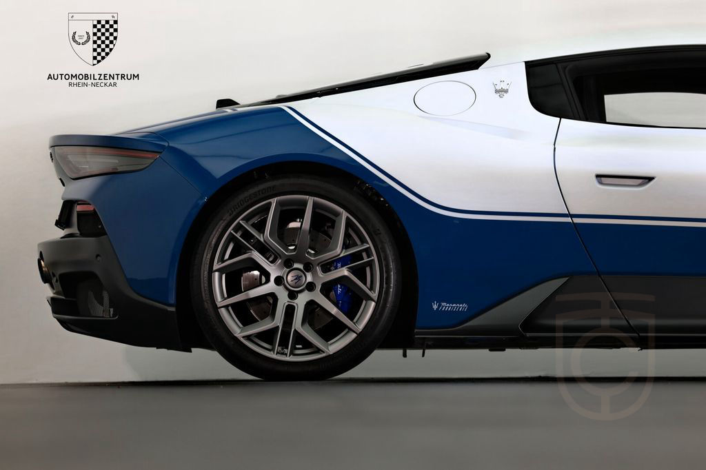 Maserati MC20 Icona 1 of 20/MC12-Celebration/RacingSeats