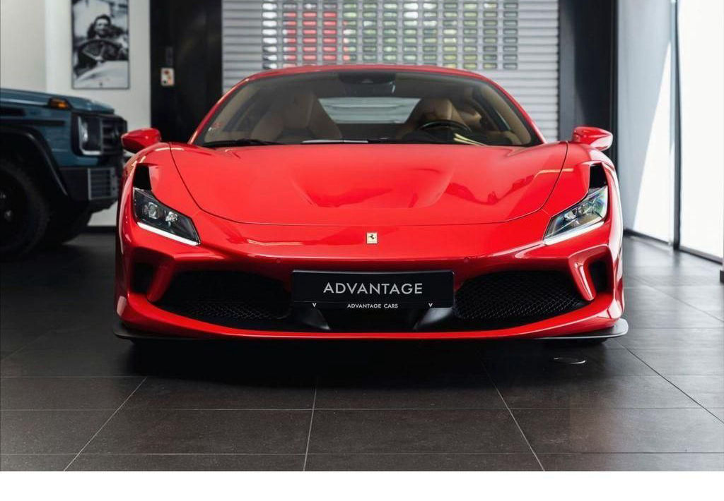 Ferrari F8