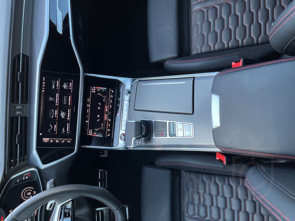Audi RS6 Avant 463 KW PERFORMANCE+PANO+AHK+B&O+MATRIX