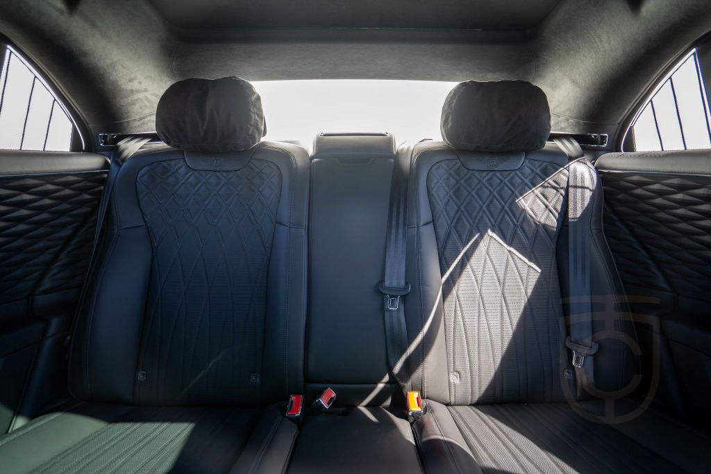 Bentley Flying Spur Azure V8 *Naim, Rotating Display*