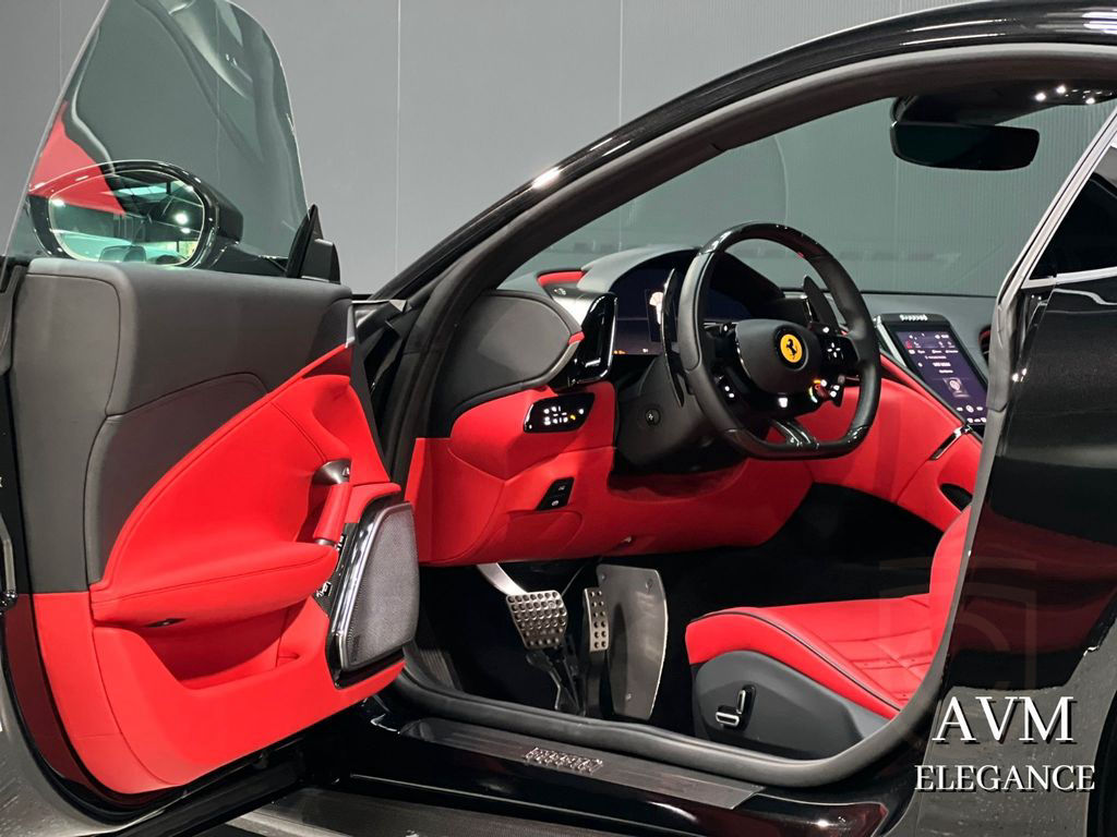 Ferrari Roma 2023*CARBON-PACK*RED INT*PASSENGER DISPLAY*