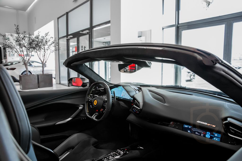 Ferrari 296 GTS ~Ferrari Munsterhuis~