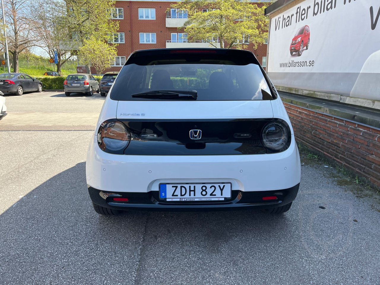 Honda E
