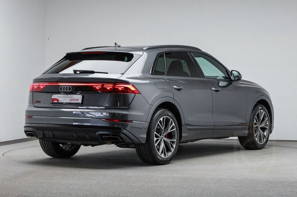Audi Q8 60 TFSIe quattro S-LINE*PANO*AHK*HUD*LEDER*HD