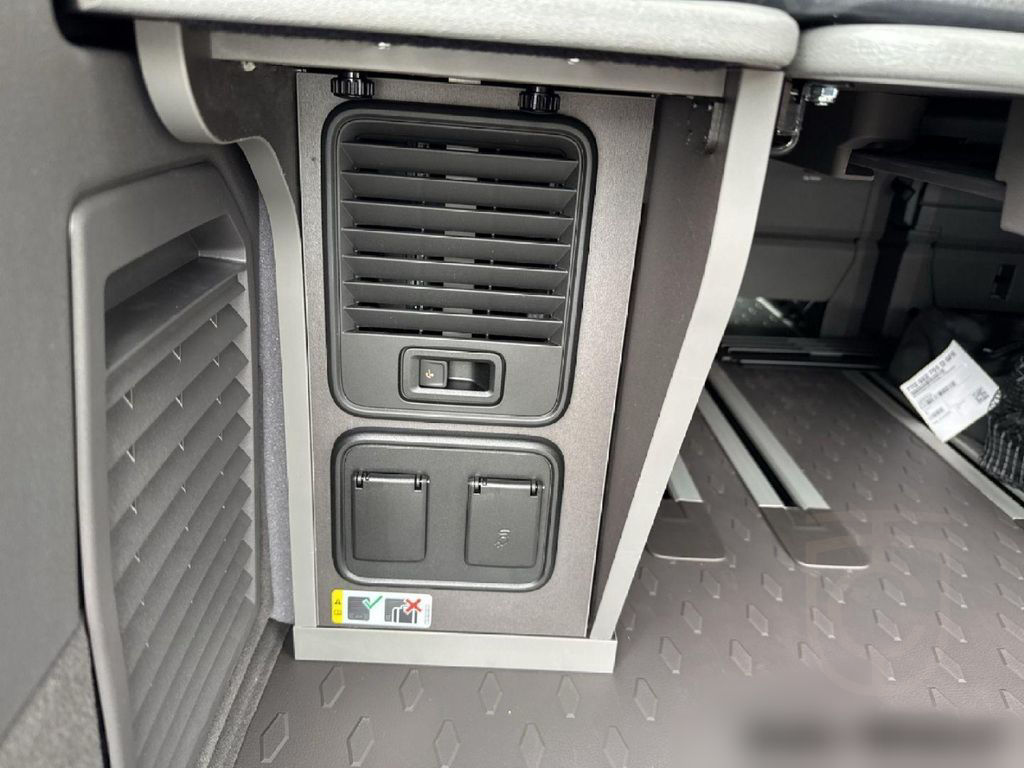 Volkswagen T7 California Beach Tour StandHZG AHK-klappbar D