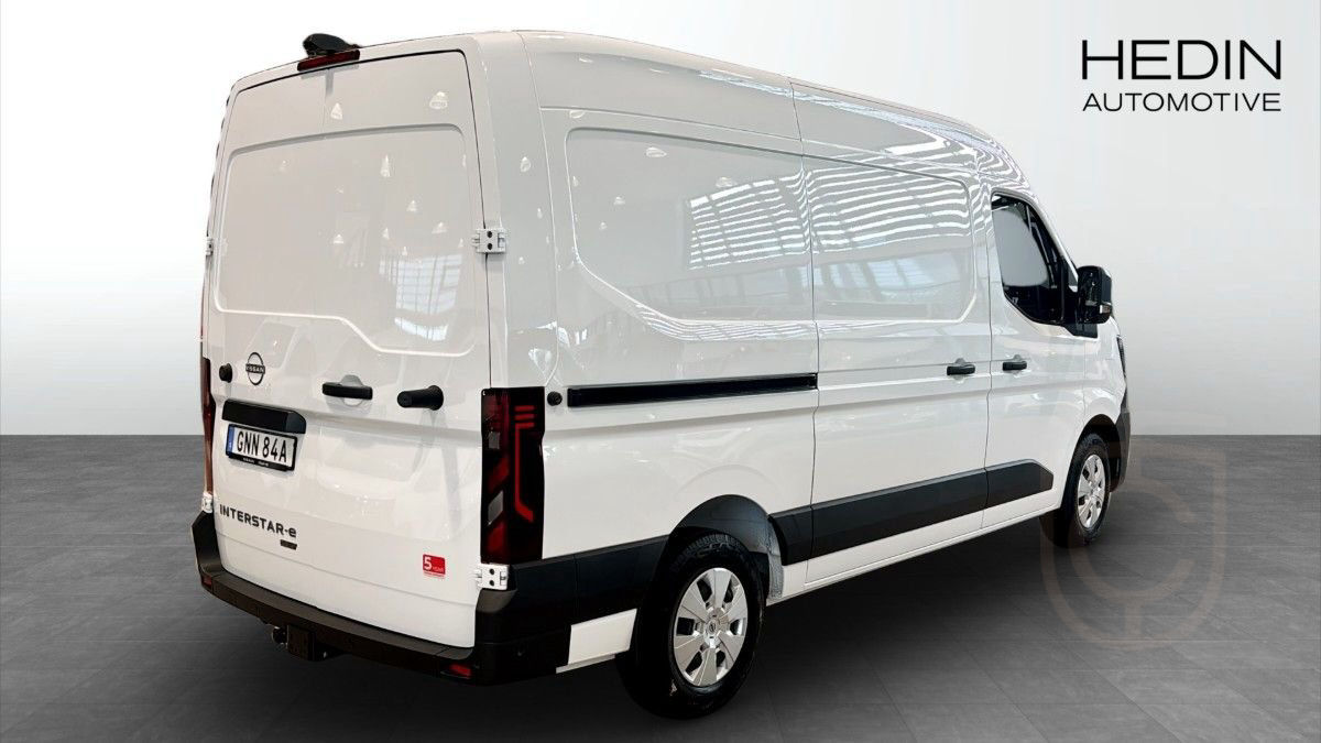 Nissan Interstar L2H2 EL
