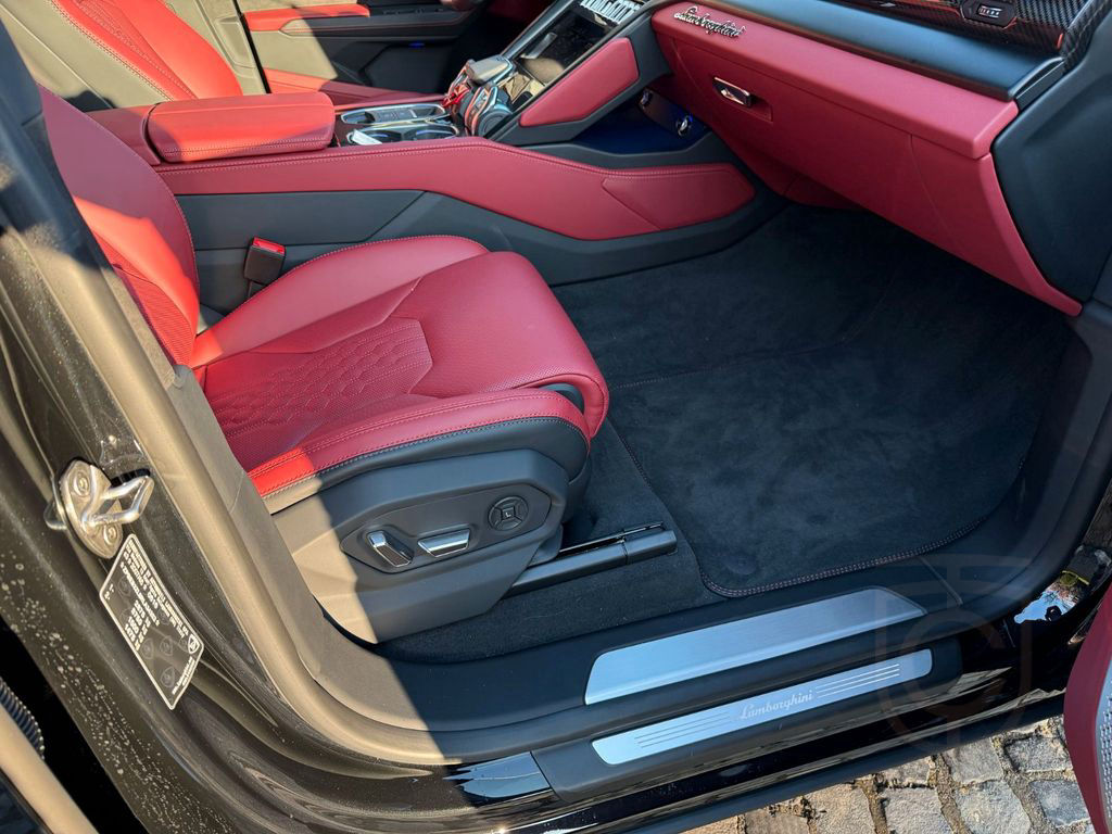 Lamborghini Urus S B&O HUD RSE Carbon 23"