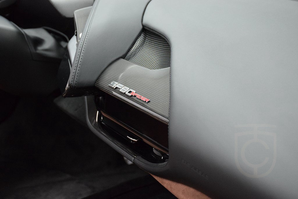 Ferrari SF90 Spider 4.0 V8 DCT 735kW 2024