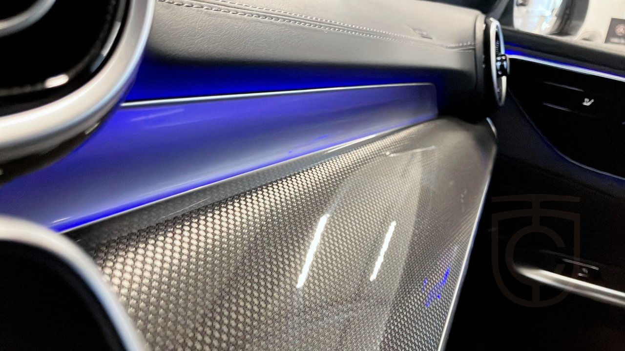 Mercedes-Benz C 300 e AMG Night PHEV 115km