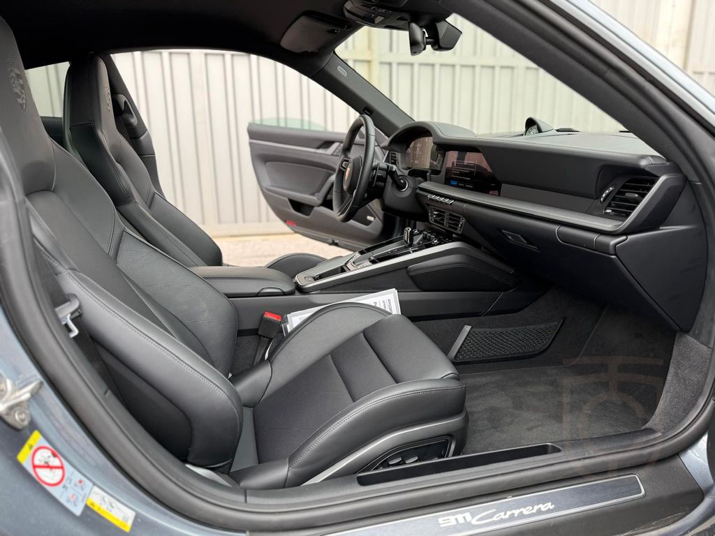 Porsche 911 Carrera Sportabg Chrono LIFT BOSE SportDesig