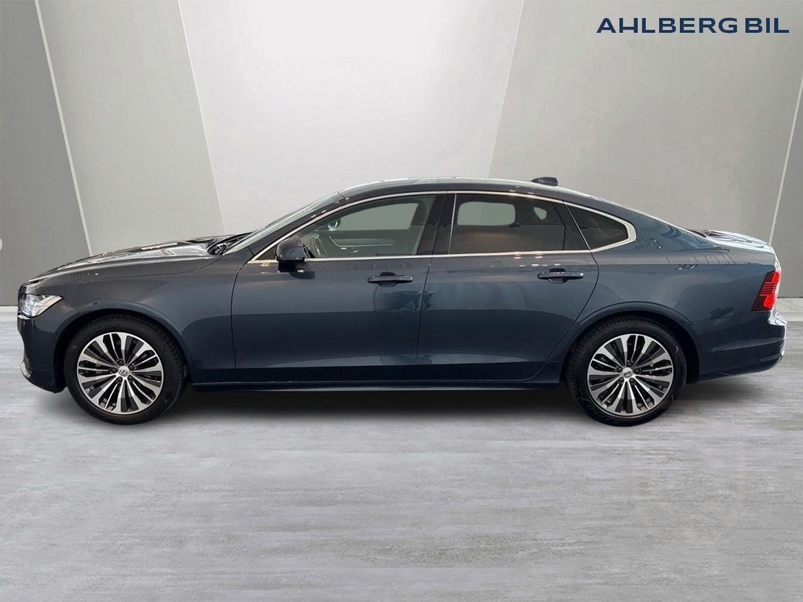 Volvo S90 B4 FWD Bensin Momentum Advanced
