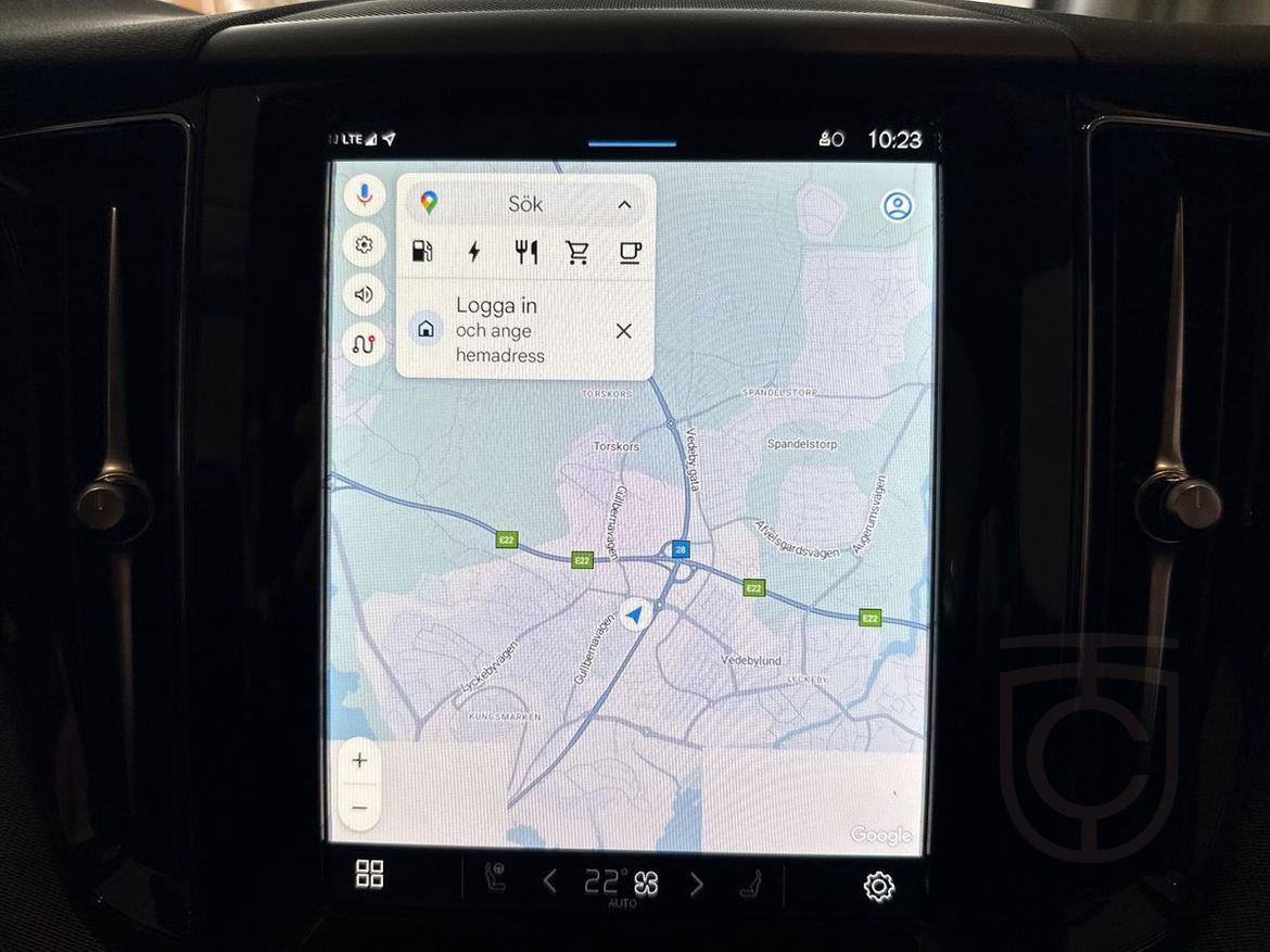 Volvo XC60 Recharge T6 Plus Dark Edition.