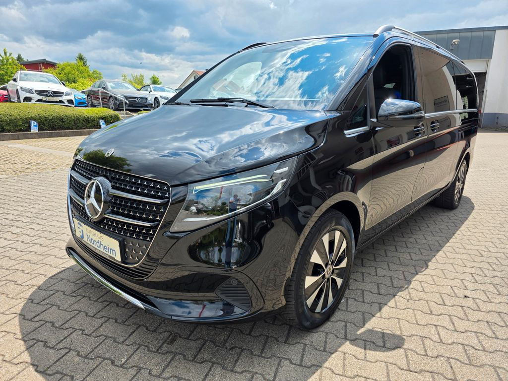 Mercedes-Benz V 300 d AVANTGARDE extralang 8-Sitzer/ Kamera