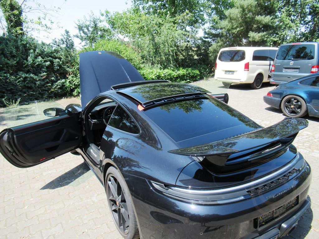 Porsche 992.2 GTS coupe aerokit