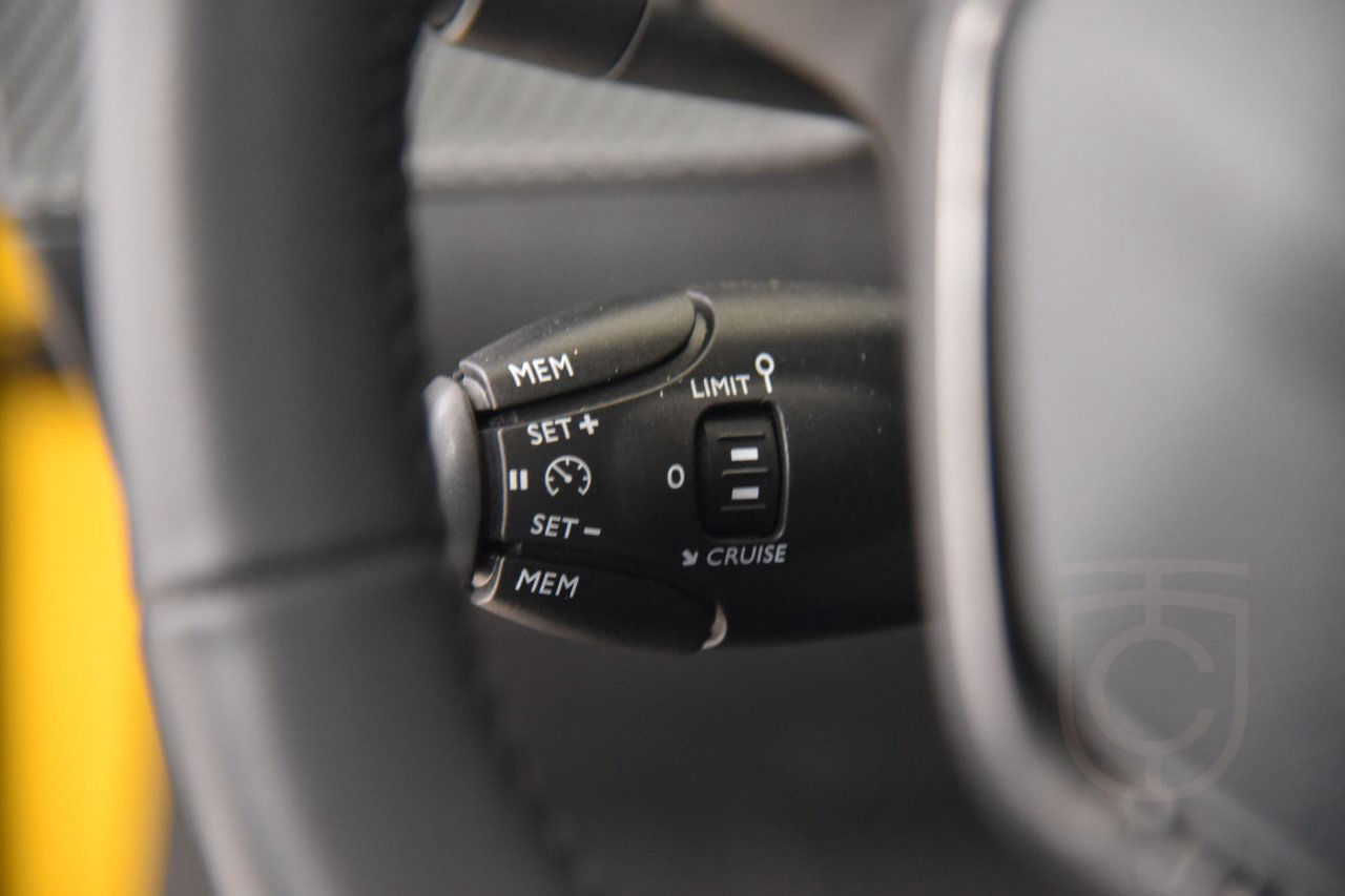 Peugeot 208 1.2 PureTech ACTIVE Apple Carplay