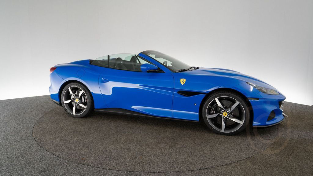 Ferrari Portofino M FERRARI SINGEN