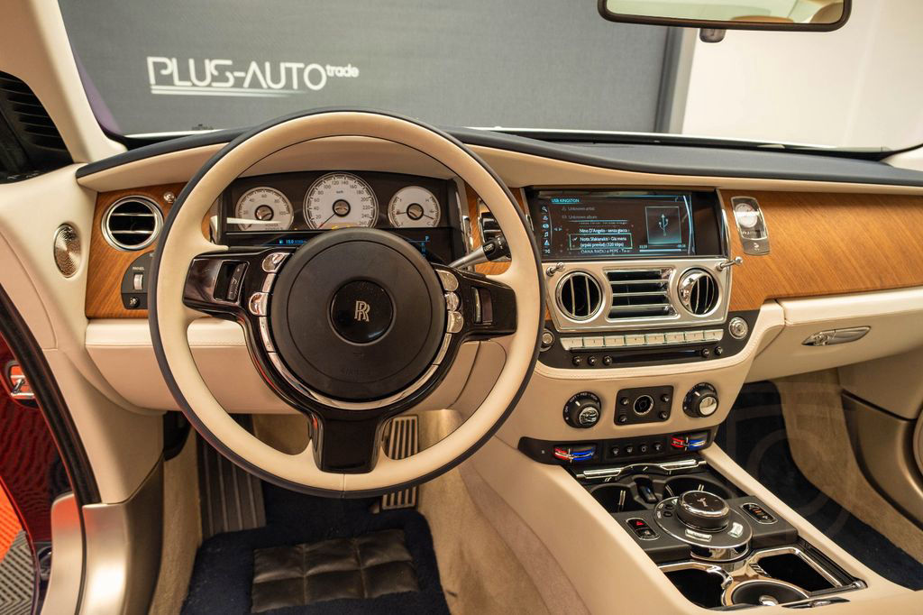Rolls-Royce Wraith -