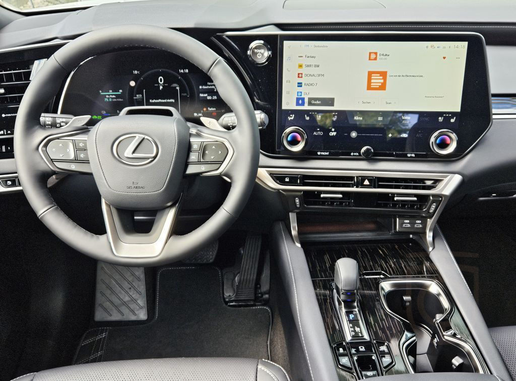 Lexus RX 450h+ (Plug-in-Hybrid) F SPORT Design