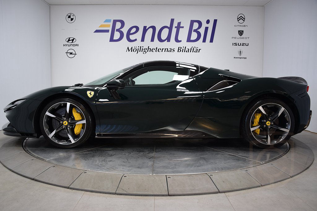 Ferrari SF90 Spider 4.0 V8 DCT 735kW 2024