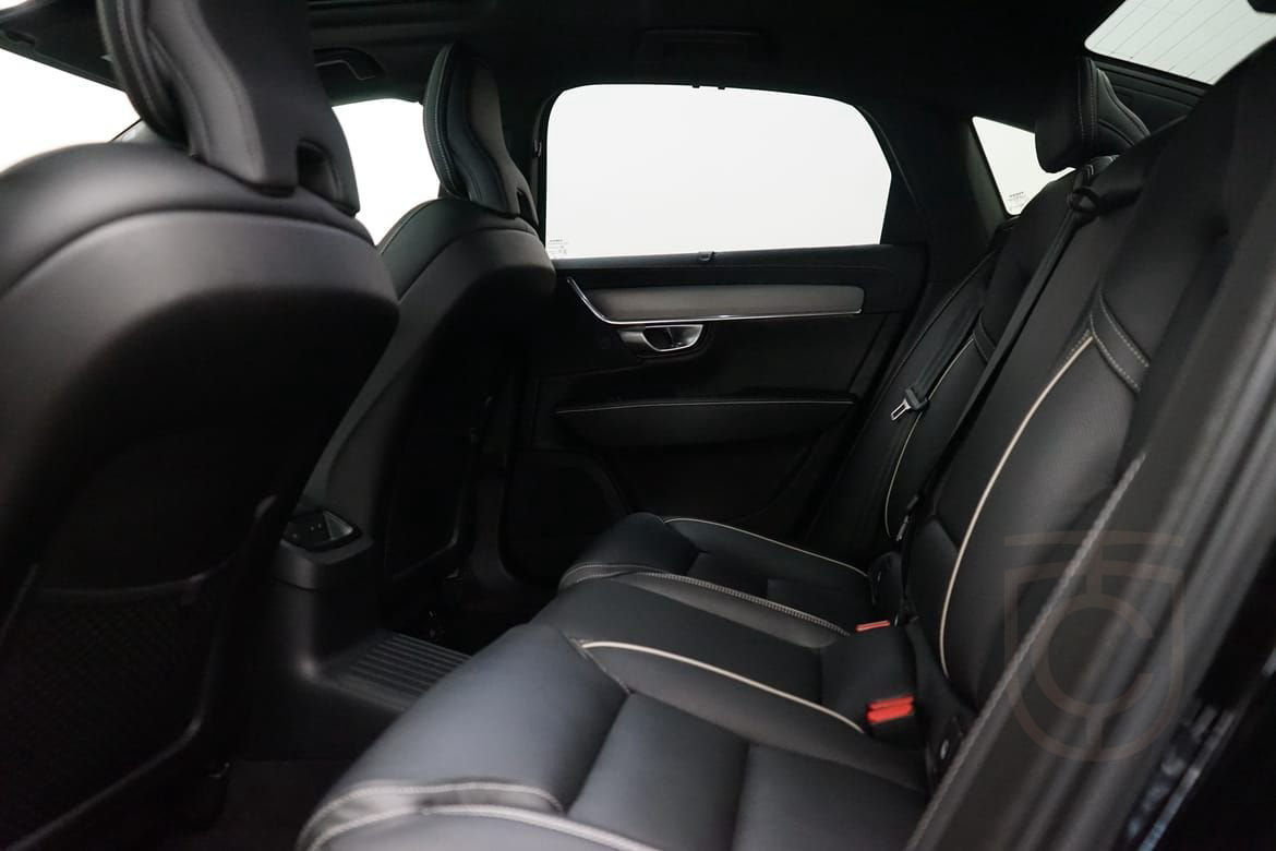 Volvo S90 Recharge T8 Ultimate Dark