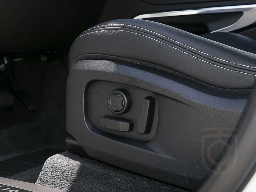 Jaguar F-Pace Diesel D200 AWD R-Dynamic S