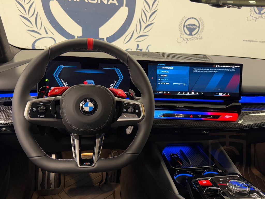 BMW M5 Plug-In Hybrid xDrive A