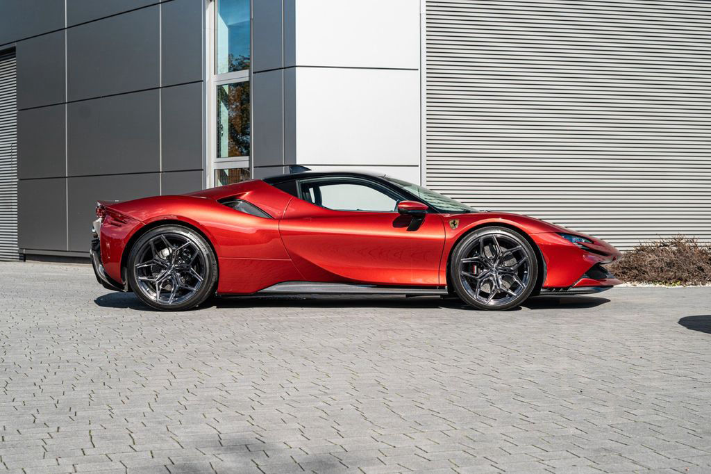 Ferrari SF90 Stradale