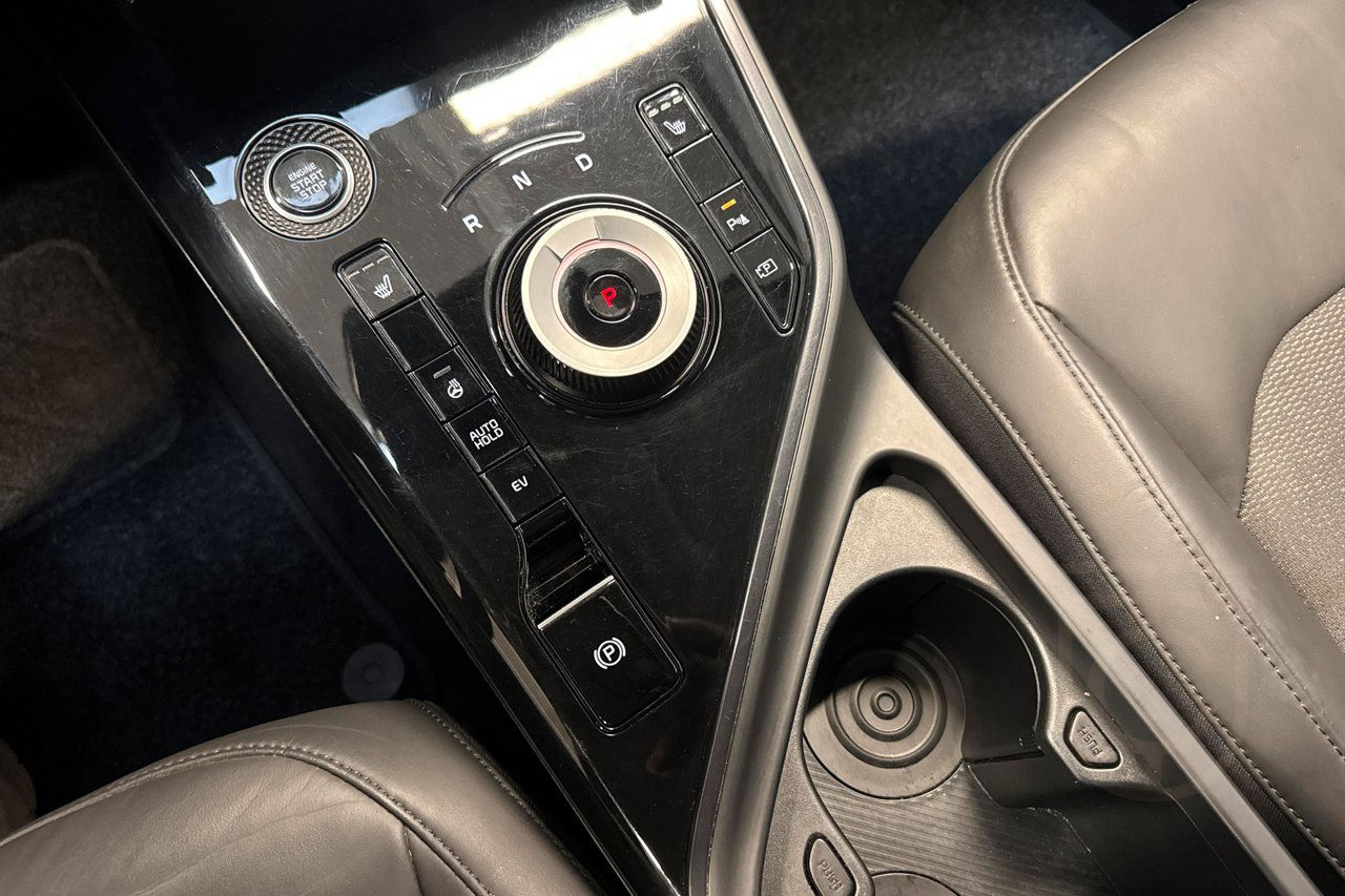 Kia Niro Plug-In-Hybrid Action