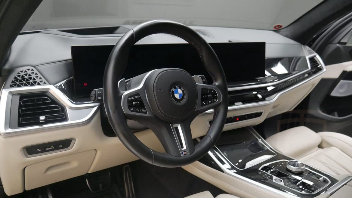BMW X7 M60i xDrive M-Sport
