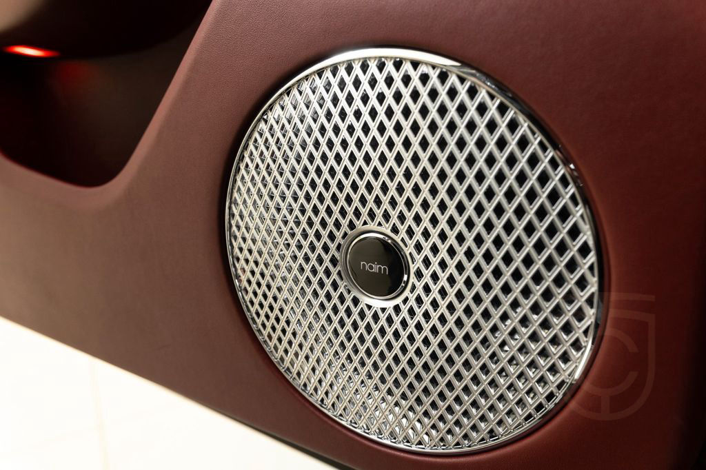 Bentley Flying Spur Azure V8 - Naim, Burgundy red