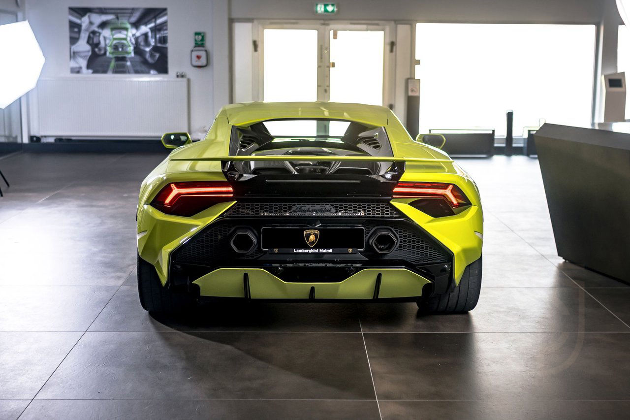 Lamborghini Huracán TECNICA LP 640-2
