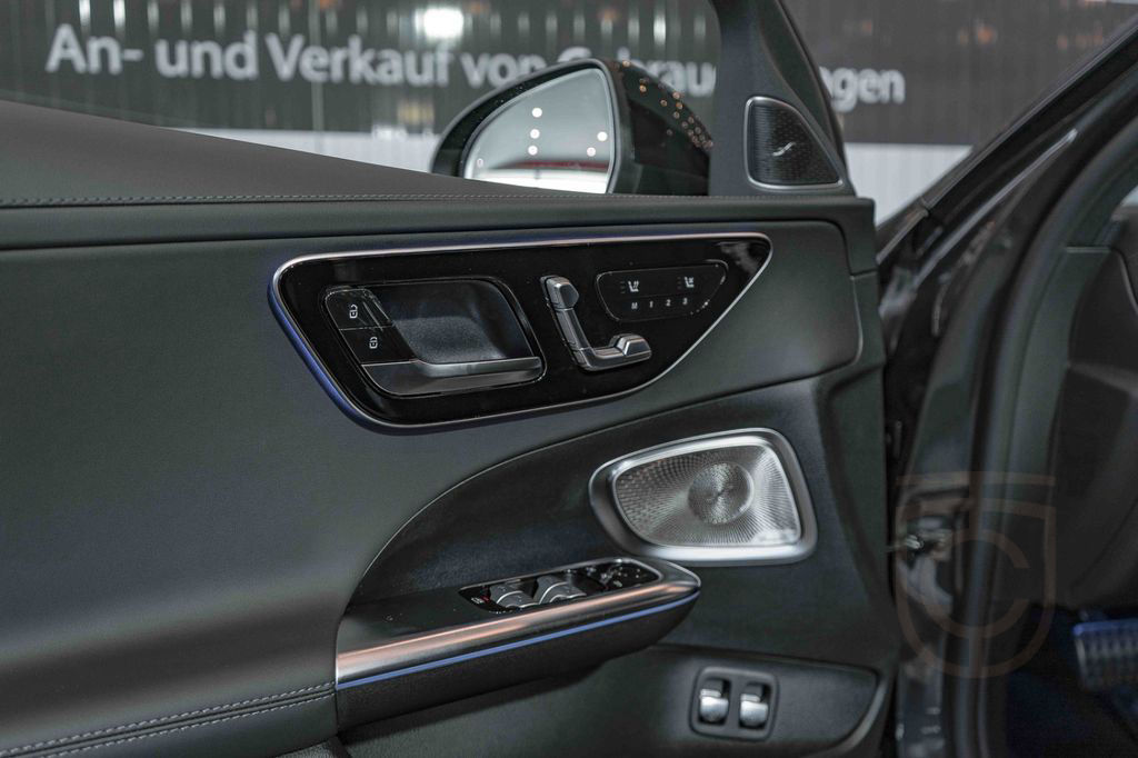 Mercedes-Benz C 63 AMG 4Matic+ S E Performance Carbon Aero HUD