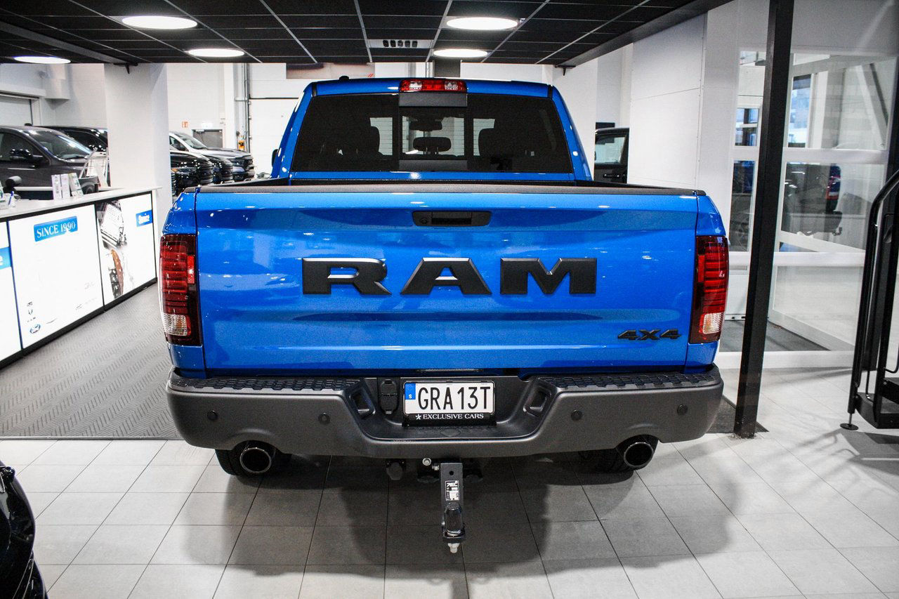 Dodge RAM Warlock 5.7L V8 Hydro Blue