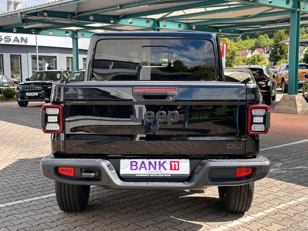 Jeep Gladiator 3.0 CRD 4WD FAROUT *ACC*Navi*AHK neu