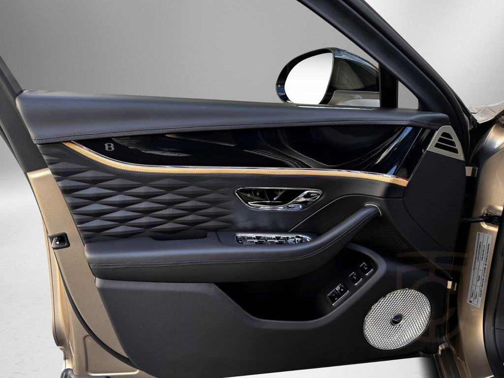 Bentley Flying Spur MULLINER EDITION HYBRID LP €334.783