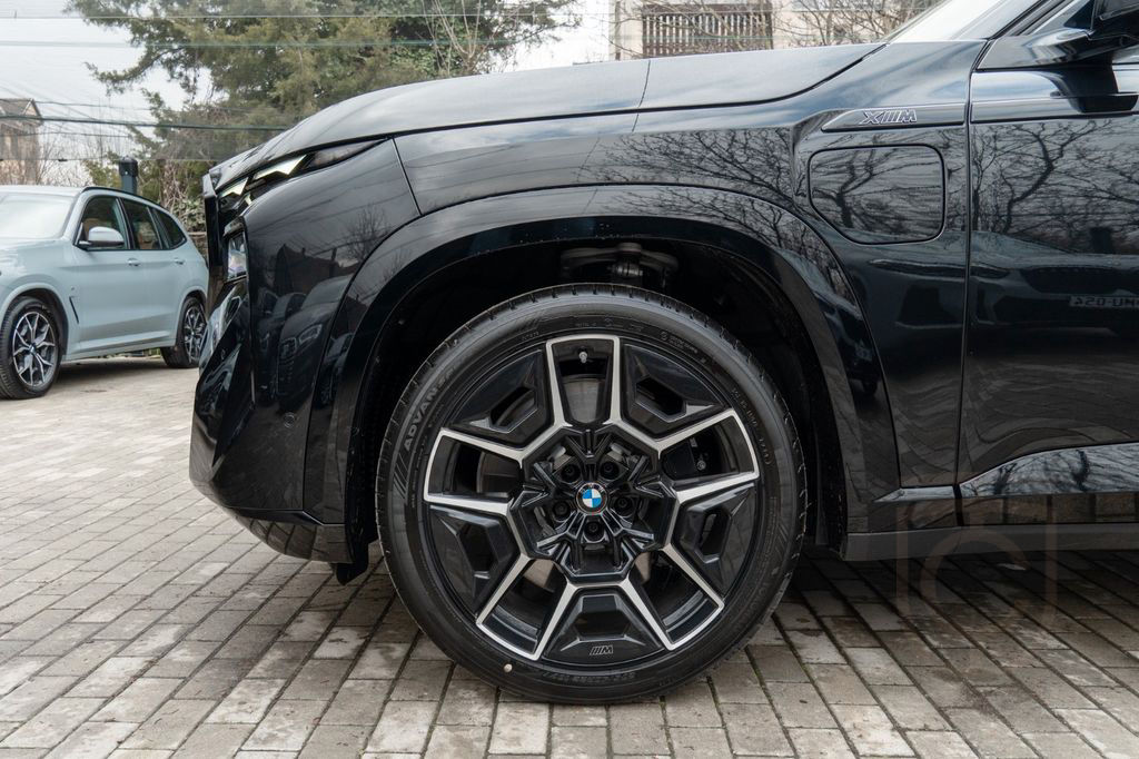 BMW XM 50e DR.ASS.PRO.SOFTC.MASSAGE.H/K.360°.AHK.