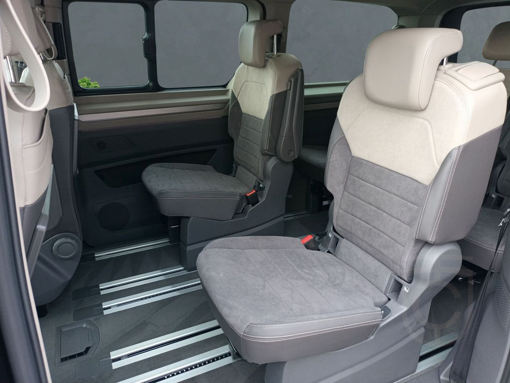 Volkswagen T7 Multivan Life lang 2.0 TDI+Anhängerkupplung+R