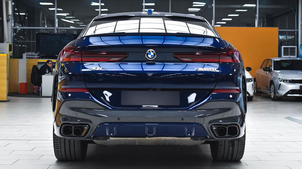 BMW X6 M60i xDrive Soft Webasto Bowers AHK