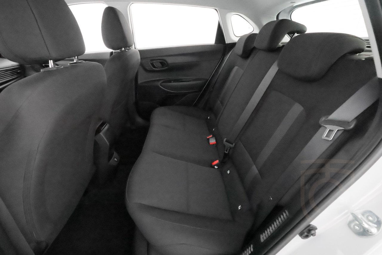 Hyundai i20 Essential 1.0 T-GDI Automat