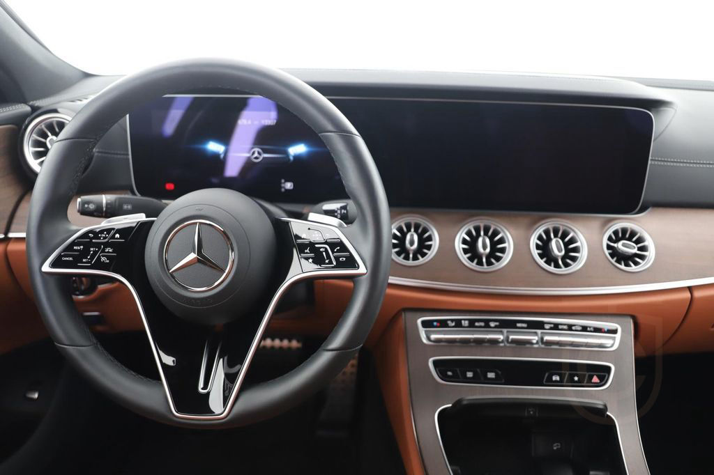 Mercedes-Benz CLS 400 d 4M AMG Line 2x+SHD+Sound+Multibea+Wide