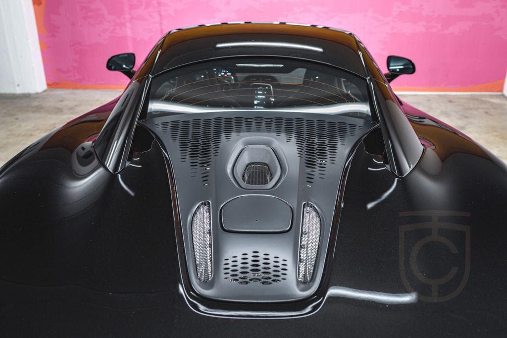 McLaren ARTURA COUPE STOCK LIKE NEW PERFECT CONDITION