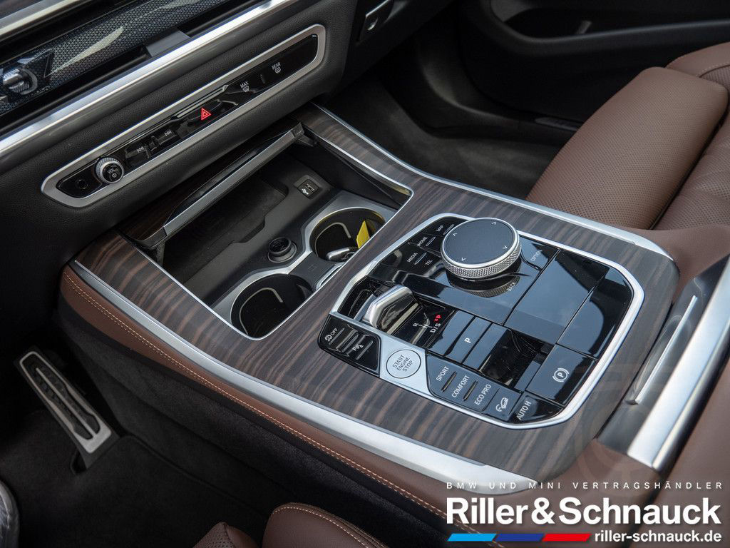 BMW X5 xDrive 30d M-Sport AHK STANDHZ LED PANO 360°