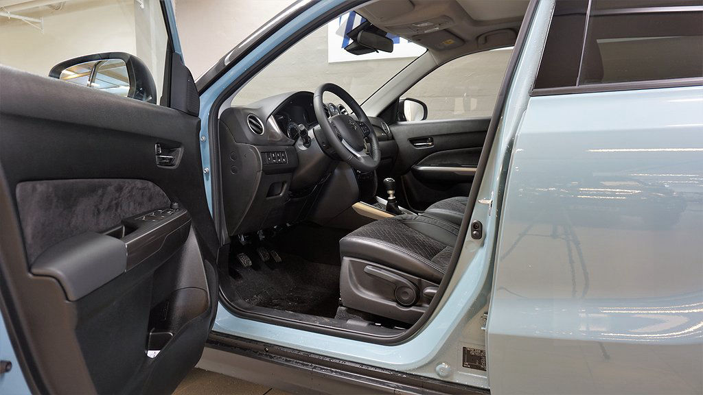 Suzuki Vitara 1.4T Hybrid allgrip 4x4 Kampanj! från 227900:-