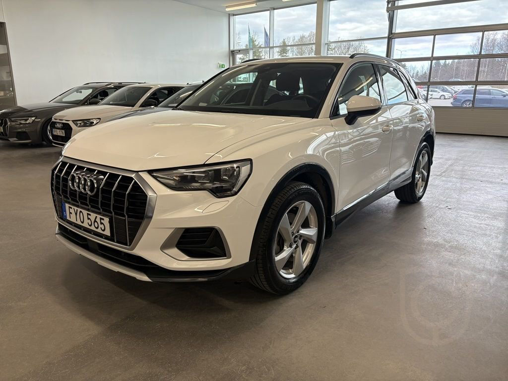 Audi Q3 CarPlay