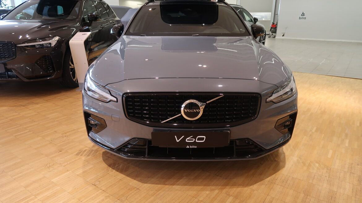Volvo V60 B4 Bensin Plus Dark