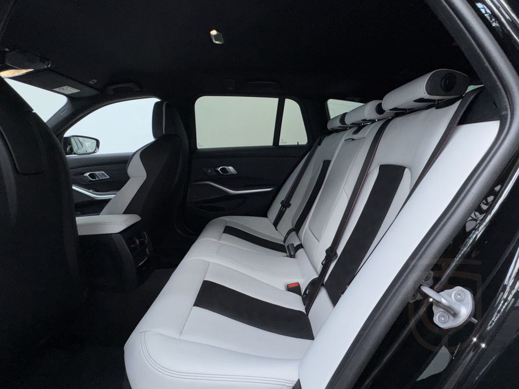 BMW M3 xDrive Comp. CarbonExt. Driver Ultimate ACC
