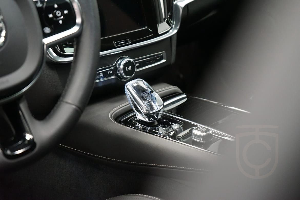 Volvo S90 Recharge T8 Ultimate Dark
